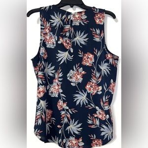 NWOT Ann Taylor Pleat Shell Tank